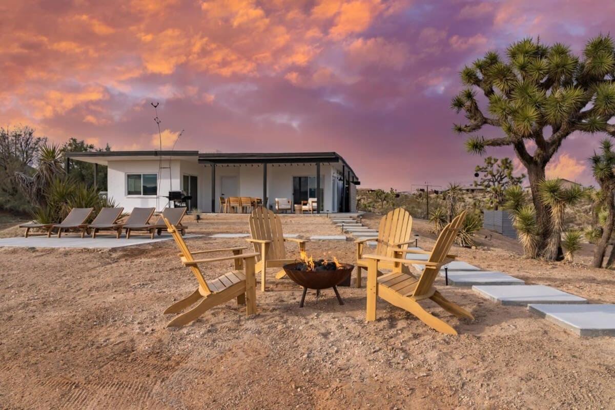 Villa Kinetic House-Joshua Trees Sculptures Cowboy Pool Yucca Valley Exterior foto